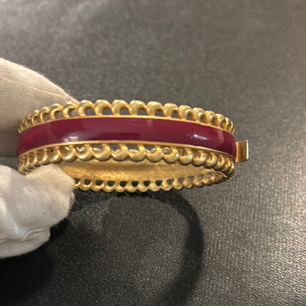 Vintage Monet red enamel brushed gold hinged bracelet